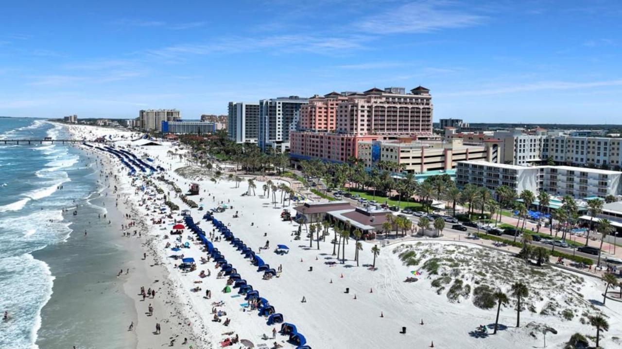Pelican Pointe Clearwater Beach Hotel Екстер'єр фото