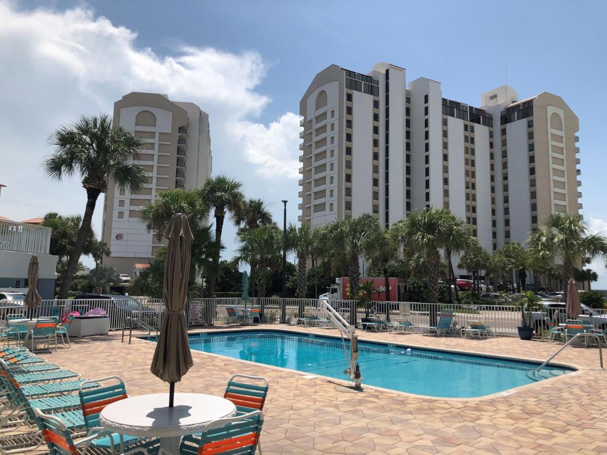 Pelican Pointe Clearwater Beach Hotel Екстер'єр фото