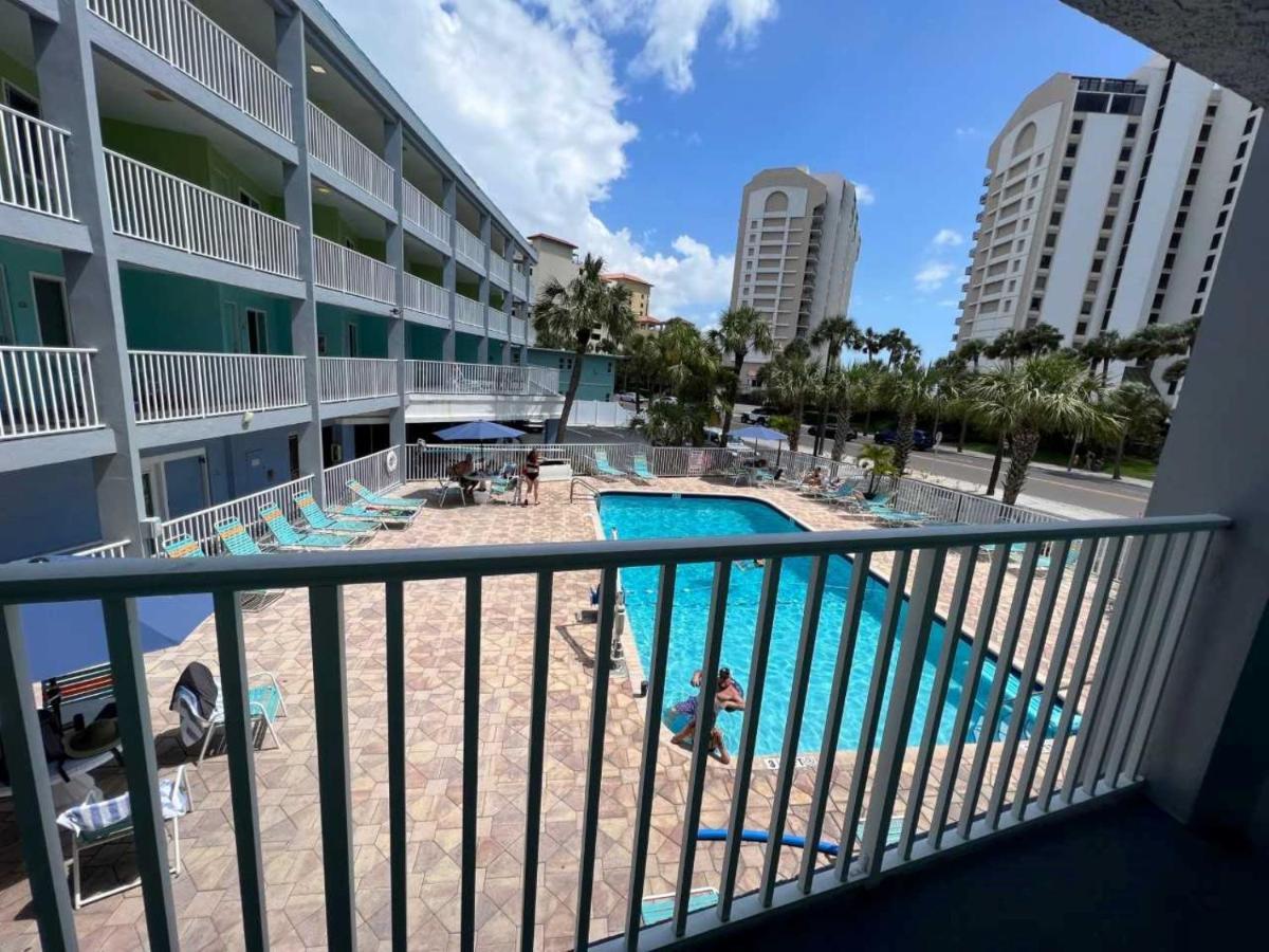 Pelican Pointe Clearwater Beach Hotel Екстер'єр фото